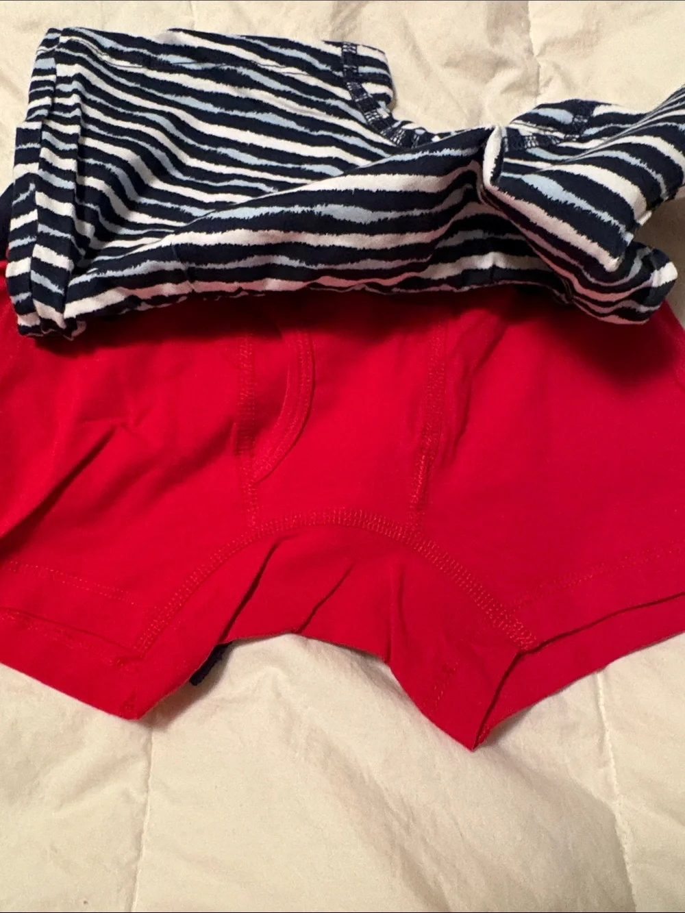 GAP Kids 3-Pack Boxer Briefs in Navy, Red & Striped